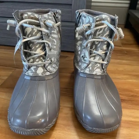 Sperry Rain Boots - Picture 1 of 3